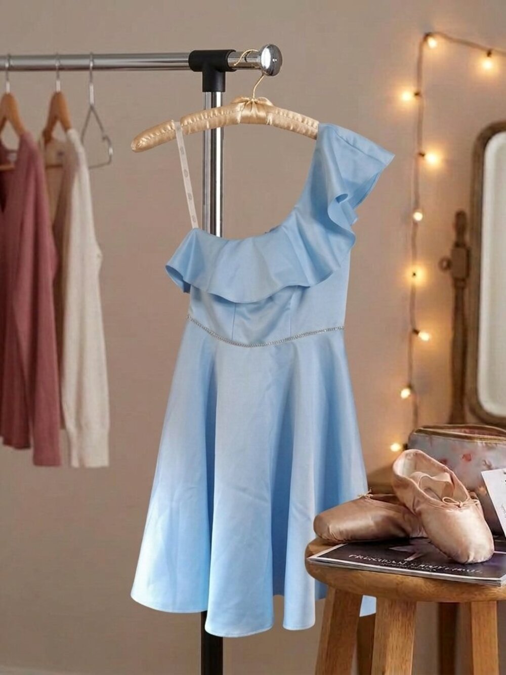 Girls' Fifteen Roses Light Blue One Shoulder Ruffle Rhinestone Waist Damas Dress